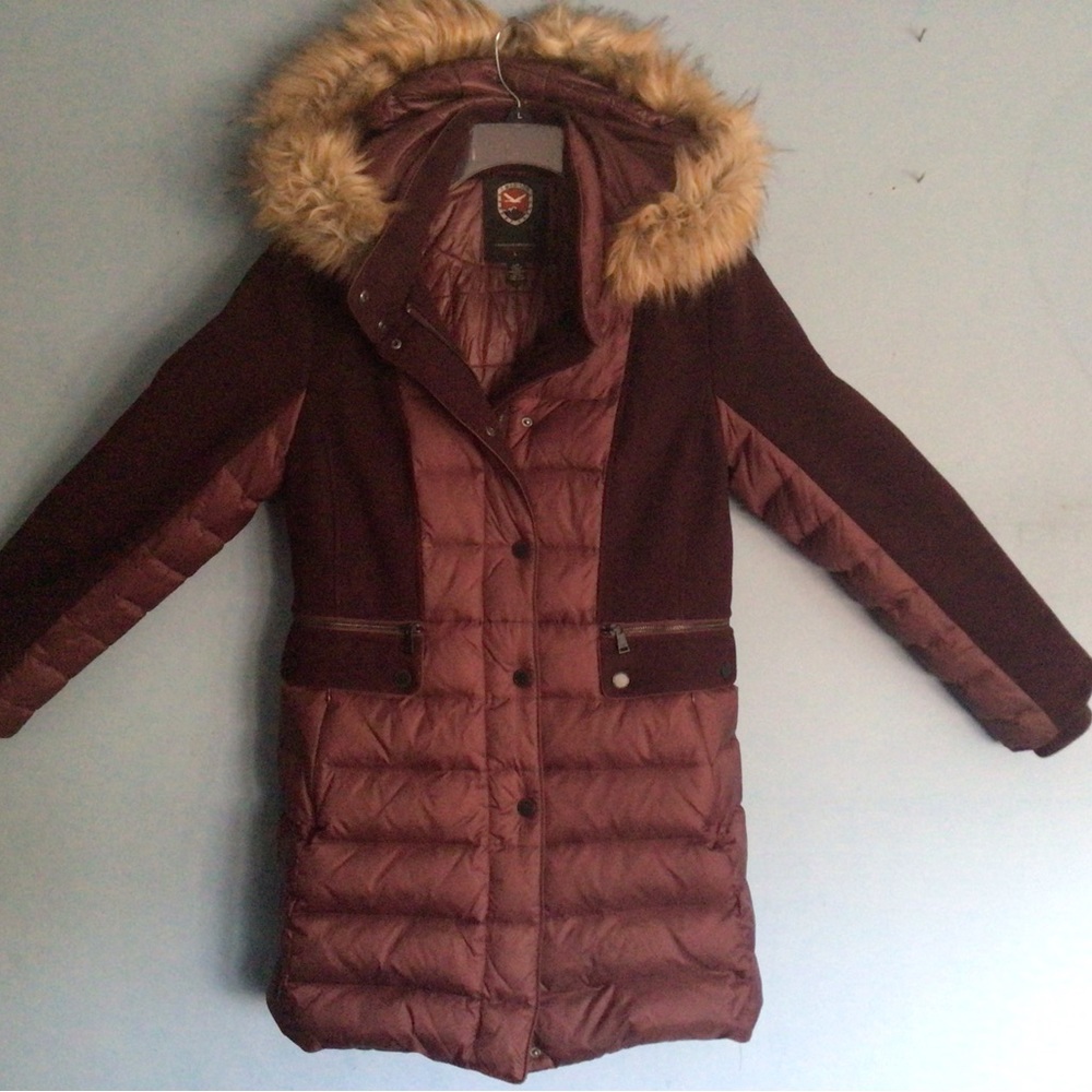 Woman’s Coat:
